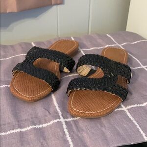 Stylish Black Woven Sandals